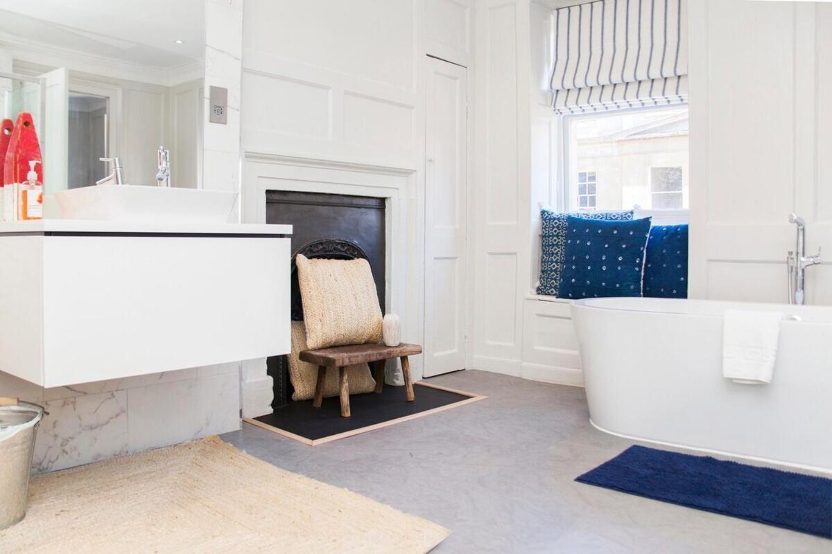 Elegant Georgian Maisonette - Central Bath Exterior photo
